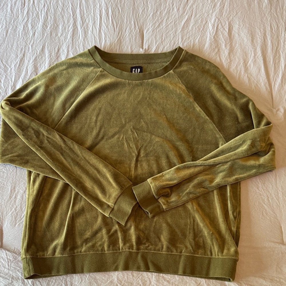 GAP Olive Green Pullover